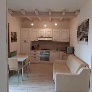 Apartment Sweet Di Guido Peschiera del Garda
